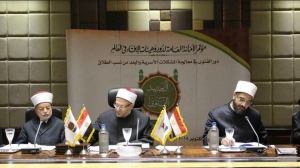مفتي مصر: نتلقى 4 آلاف طلب حول الطلاق شهرياً والسبب..