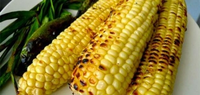 مم تتكون الذرة